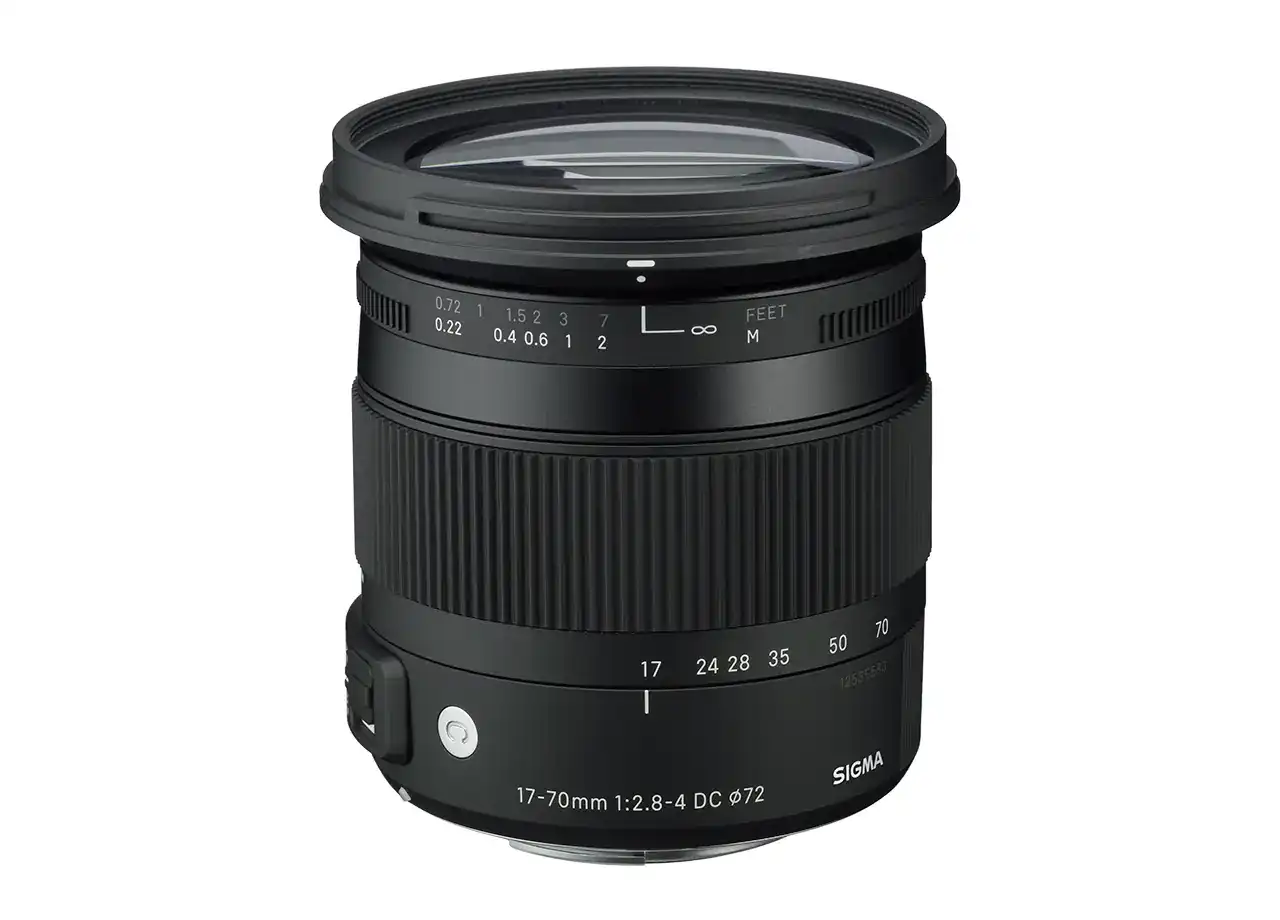 17-70mm F2.8-4 DC Macro OS HSM 17-70mm F2.8-4 DC Macro OS HSM