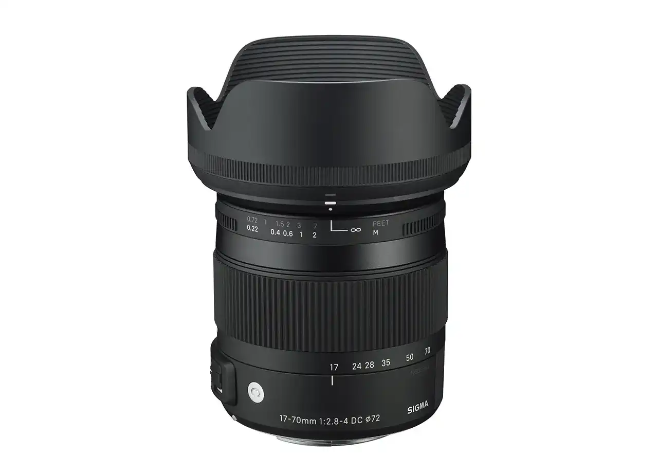 17-70mm F2.8-4 DC Macro OS HSM